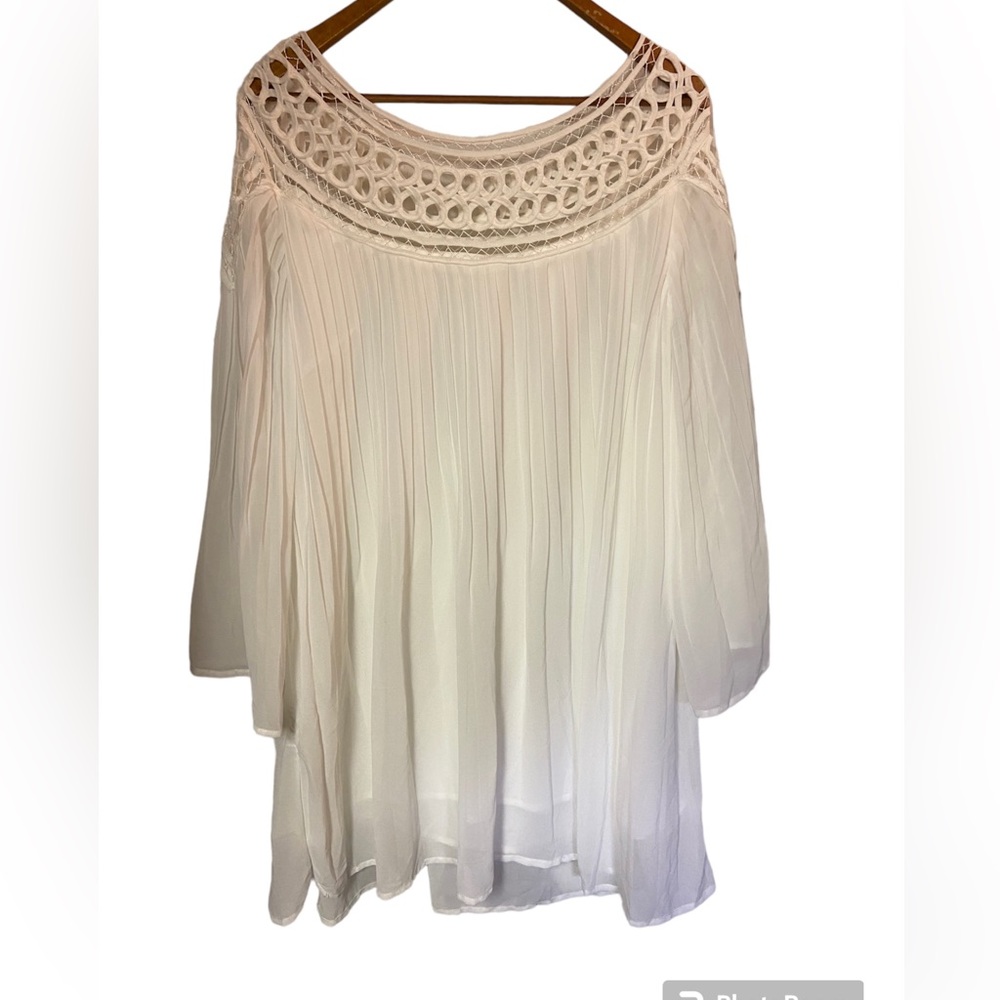 Boutique white caged pleated plus women’s off white tunic blouse 1x extra large